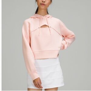 Lululemon get centered crop hoodie